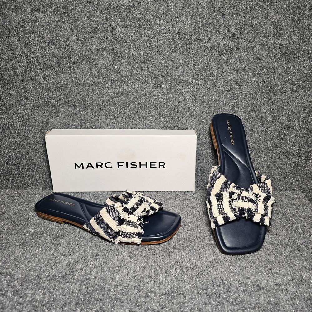 Marc Fisher Orbit Knotted Dark Blue Size 7.5 Flat Sandals Women